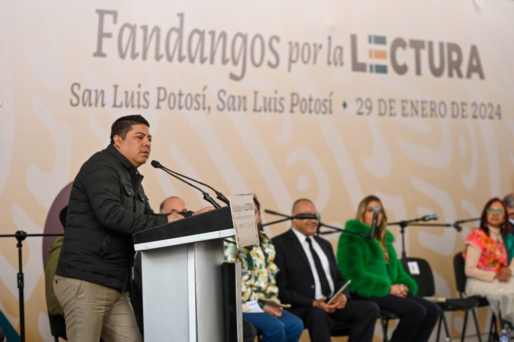 RICARDO GALLARDO RESPALDA ESFUERZO NACIONAL DE FOMENTO A LA LECTURA