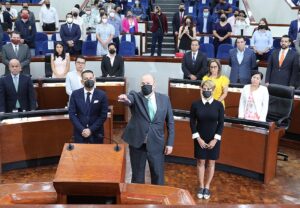 Comisionado-presidente-de-CEGAIP-David-Enrique-Menchaca-Zúñiga.jpg