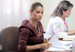 Dip.-Gabriela-Martínez-Lárraga-1.jpg