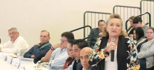Conversatorio-sobre-las-tarifas-y-cuotas-de-agua_.jpg