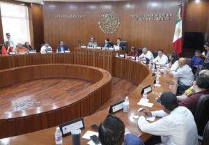 Reunion-de-Trabajo-de-la-Comision-de-Educacion-con-la-maestra-Dolores-Padierna_.jpg
