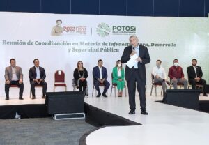Reunion-con-el-Secretario-de-Goberncion.jpg