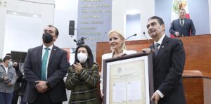 Sesion-Solemne-centenario-de-la-UASLP__.jpg