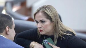 Dip.-Yolanda-Josefina-Cepeda-Echavarria-6-e1708802051379.jpg
