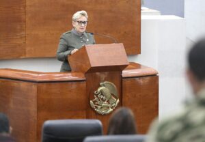 Dip. Frinne Azuara Yarzabal042