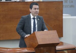 Dip. César Arturo Lara Rocha (1)