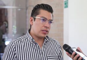 Dip. Cuauhtli Fernando Badillo Moreno (10)
