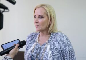 Dip. María Aranzazu Puente Bustindui (1)