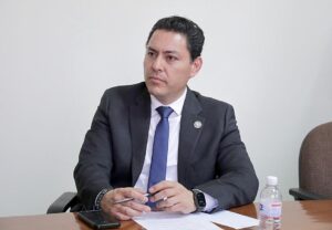 Dip. César Arturo Lara Rocha (5)