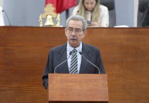 Dip. Crisógono Pérez López (1)